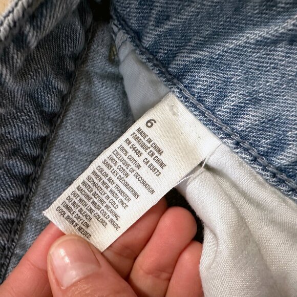 American Eagle Outfitters Light Denim Ripped Style Jean Shorts - Size 6 - Picture 5 of 5